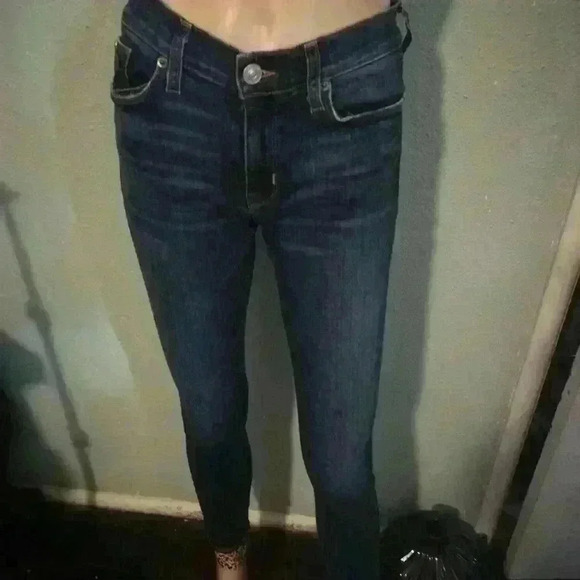 Jean's Hudson - Picture 6 of 9